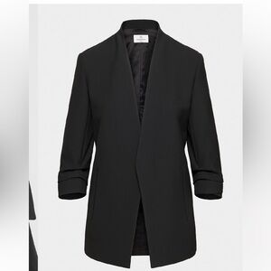 Aritzia Babaton Power Blazer - Size 6
